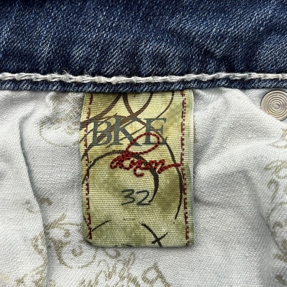 BKE Payton Stretch Mid Rise Size 32 - Picture 9 of 16